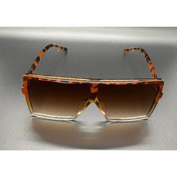 Women's Square Leopard Print Sunglasses - Picture 1 of 9